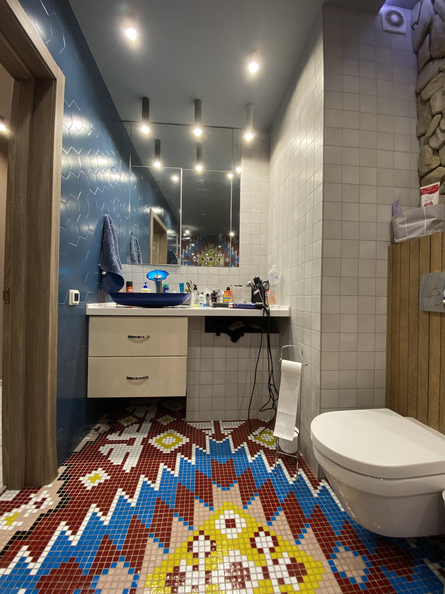 Продаж 4-кімнатної квартири 222 м², Микільсько-Слобідська вул., 4Д