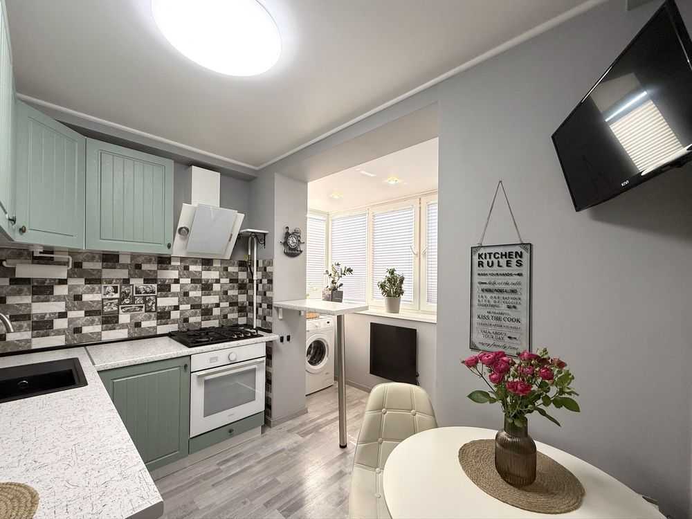 Продаж 2-кімнатної квартири 45.5 м², Павла Тичини просп., 9