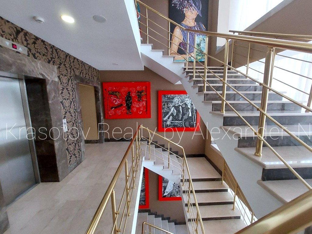 Продажа 3-комнатной квартиры 163 м², Бернардацци ул., 2А