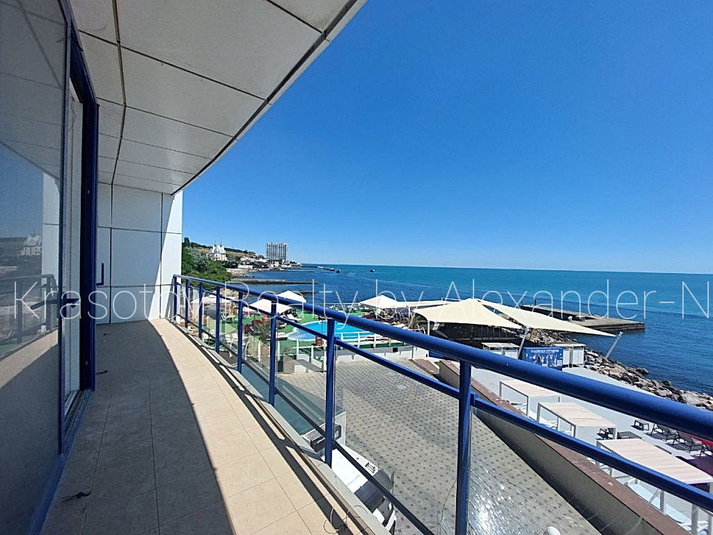 Продажа 3-комнатной квартиры 163 м², Бернардацци ул., 2А