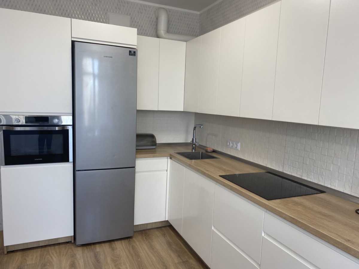 Продажа 3-комнатной квартиры 88 м², Евгения Сверстюка ул., 6А
