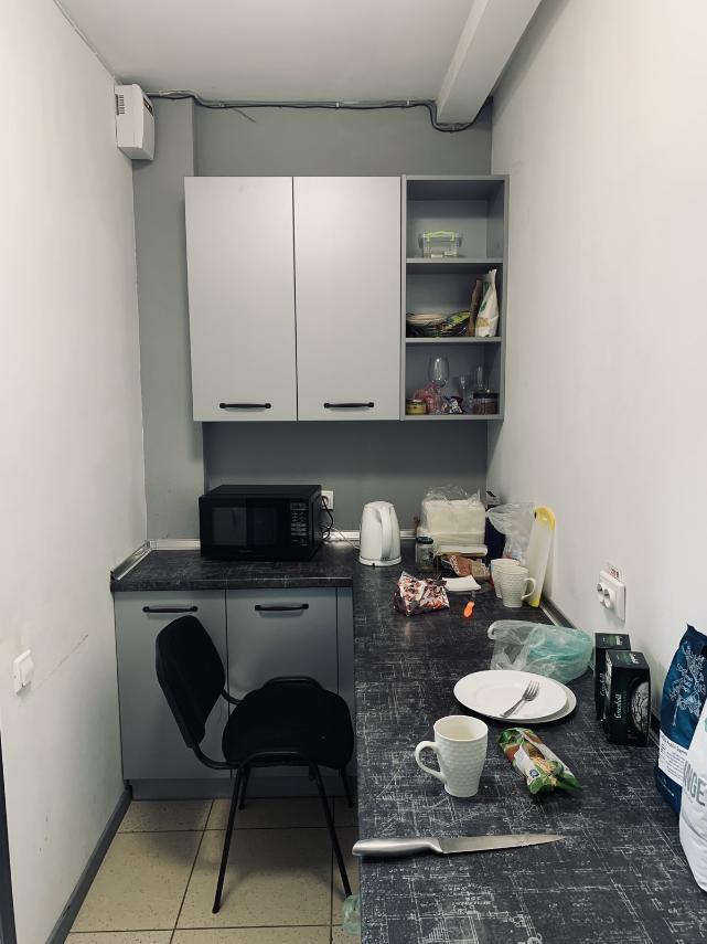 Продаж офісу 172 м², Верхній Вал вул.