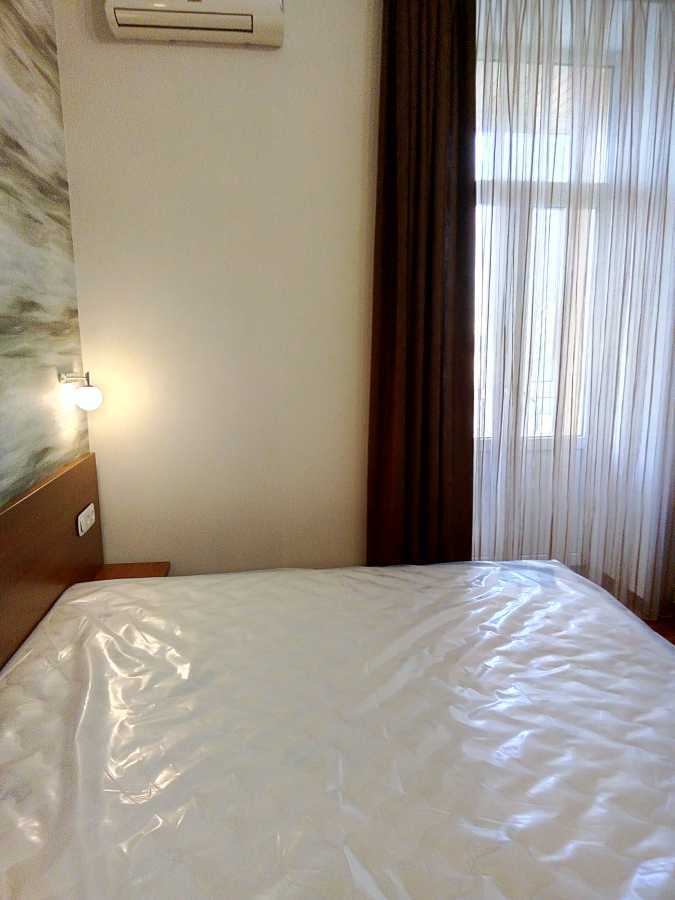 Оренда 2-кімнатної квартири 60 м², Володимирська вул., 19А
