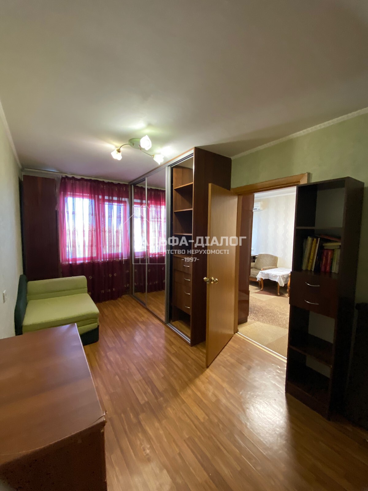Продаж 2-кімнатної квартири 45 м², Вацлава Гавела бул., 37