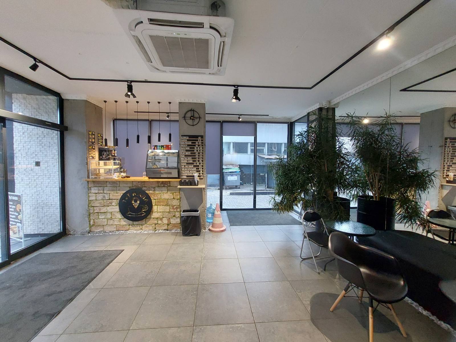 Продажа бизнес-центра 2700 м², Нижнеюрковская ул.