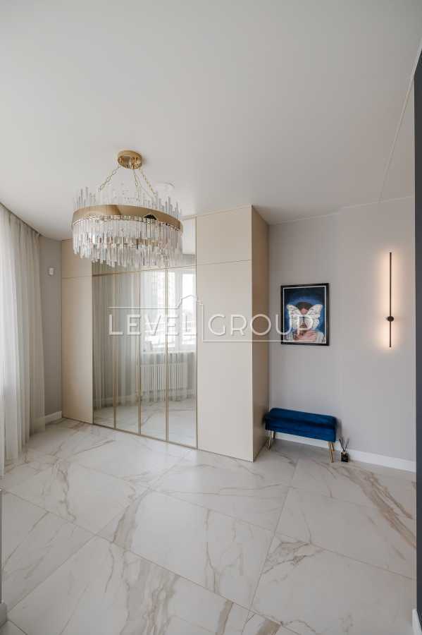 Продаж 4-кімнатної квартири 172 м², Вишгородська вул., 45А/3
