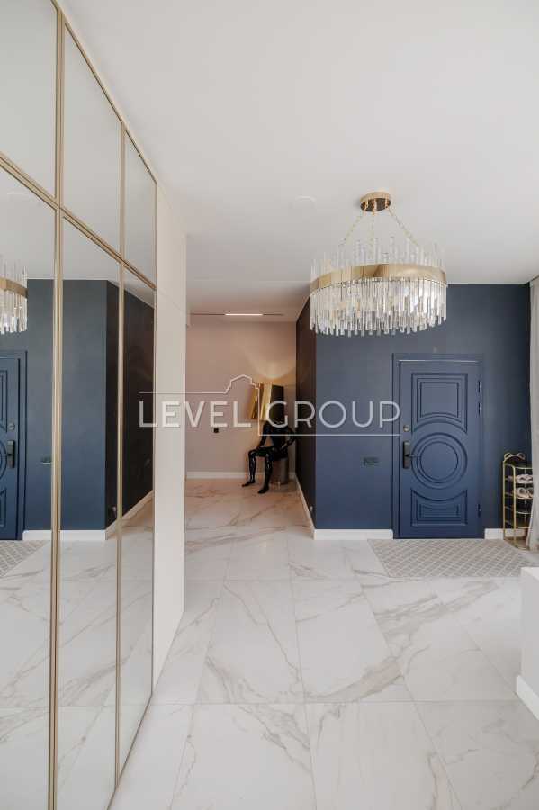 Продаж 4-кімнатної квартири 172 м², Вишгородська вул., 45А/3
