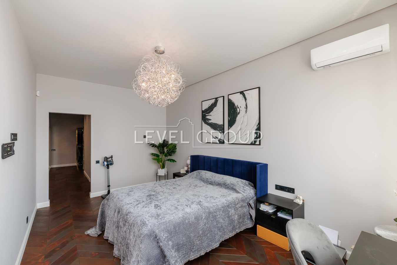 Продаж 4-кімнатної квартири 172 м², Вишгородська вул., 45А/3