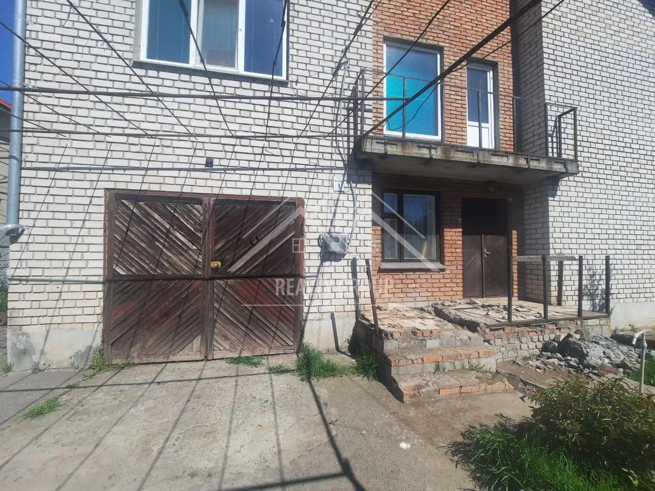 Продажа дома 190 м², Озерная ул.