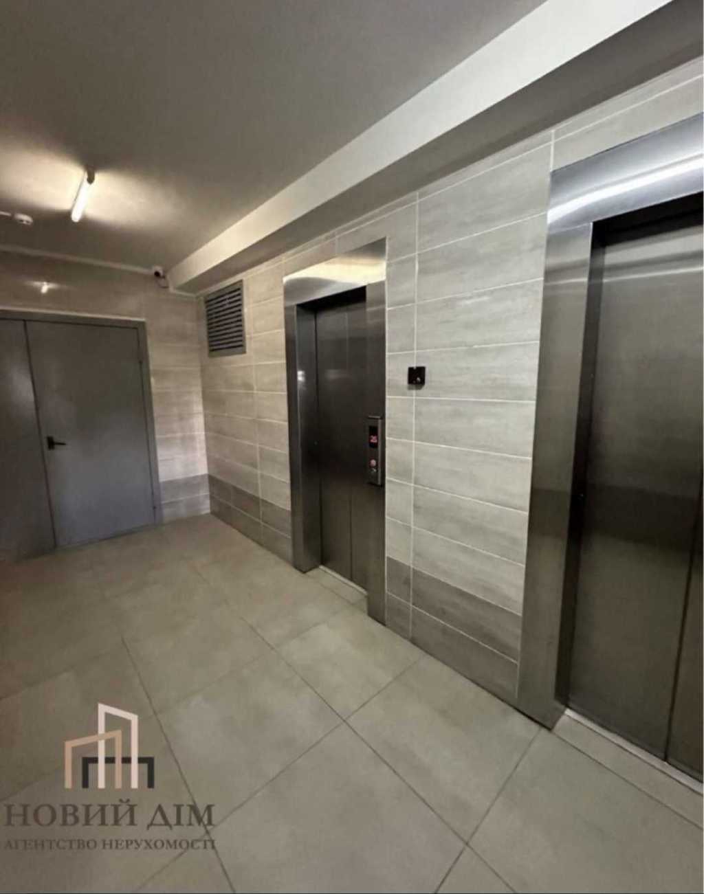 Продажа 2-комнатной квартиры 72.05 м², Коноплянская ул.