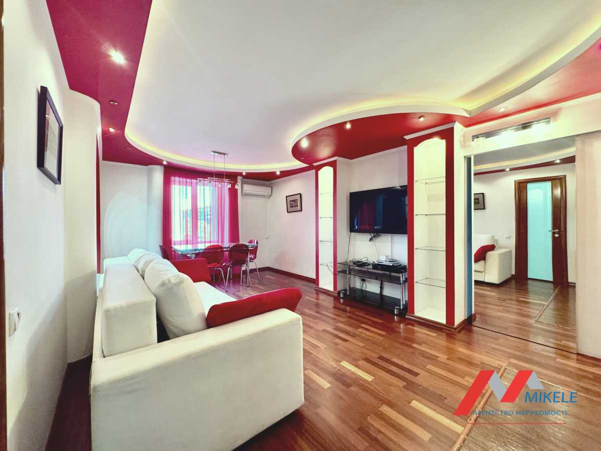 Продаж 2-кімнатної квартири 53 м², Павла Тичини просп., 4