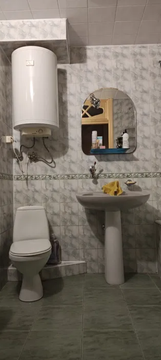 Продажа 3-комнатной квартиры 68 м², Небесной сотни просп.