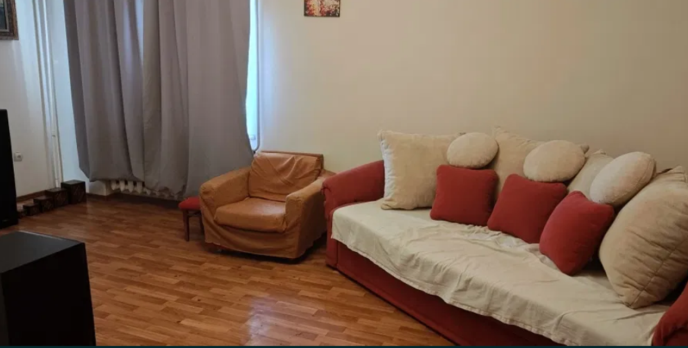 Продажа 3-комнатной квартиры 68 м², Небесной сотни просп.