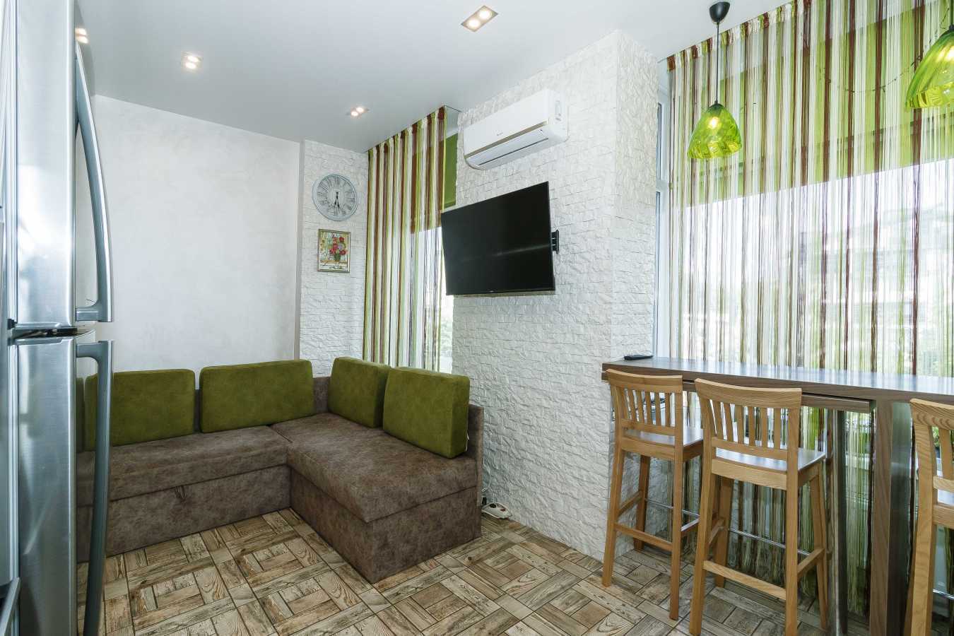 Продажа 2-комнатной квартиры 60.4 м², Михаила Максимовича ул., 24