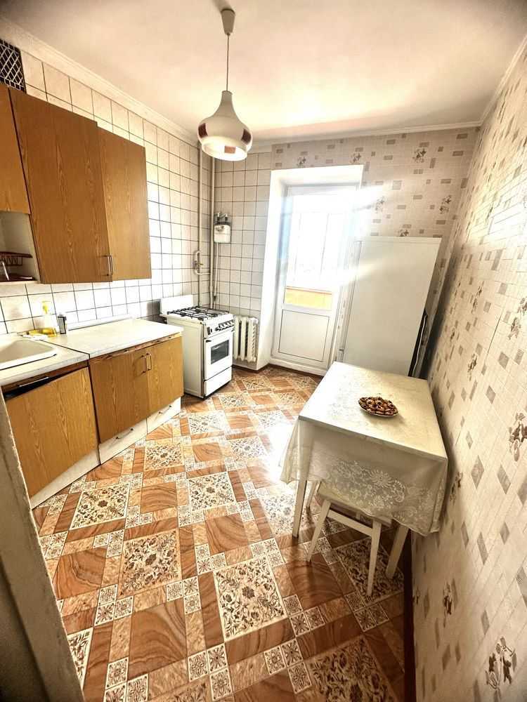 Продаж 1-кімнатної квартири 36 м², Головатого вул.