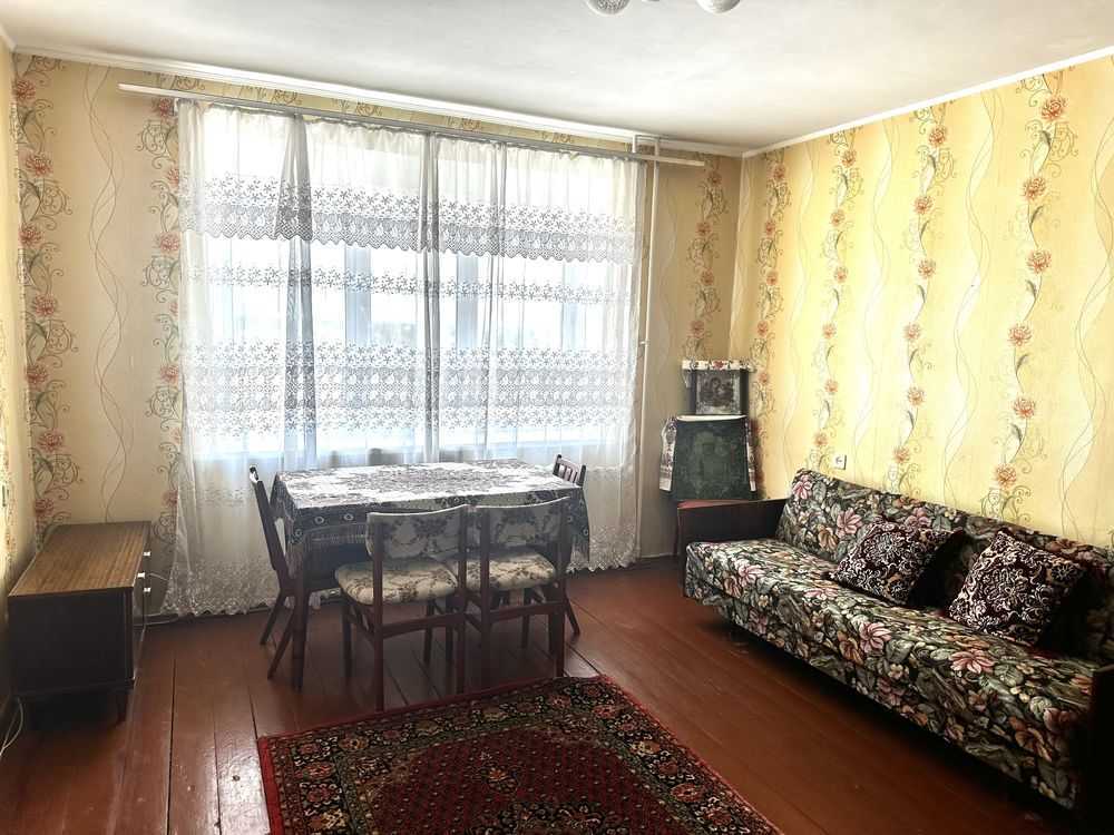 Продаж 1-кімнатної квартири 36 м², Головатого вул.
