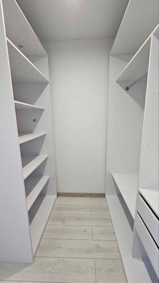 Продаж 2-кімнатної квартири 60 м², Миколи Бажана просп., 17б