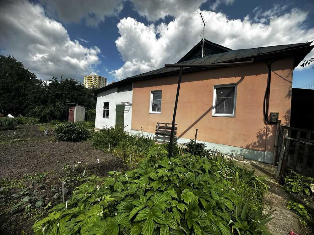 Продаж будинку 55 м², Назарія Яремчука вул.