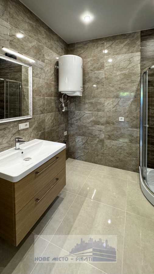 Продажа 3-комнатной квартиры 59 м², 62-я Садовая ул.