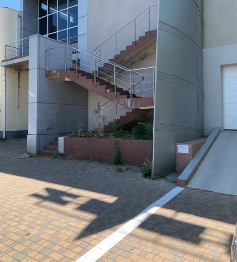 Оренда приміщення вільного призначення 600 м², Люстдорфская дор.