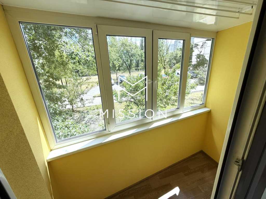 Продажа 3-комнатной квартиры 71 м², Князя Романа Мстиславича, 8