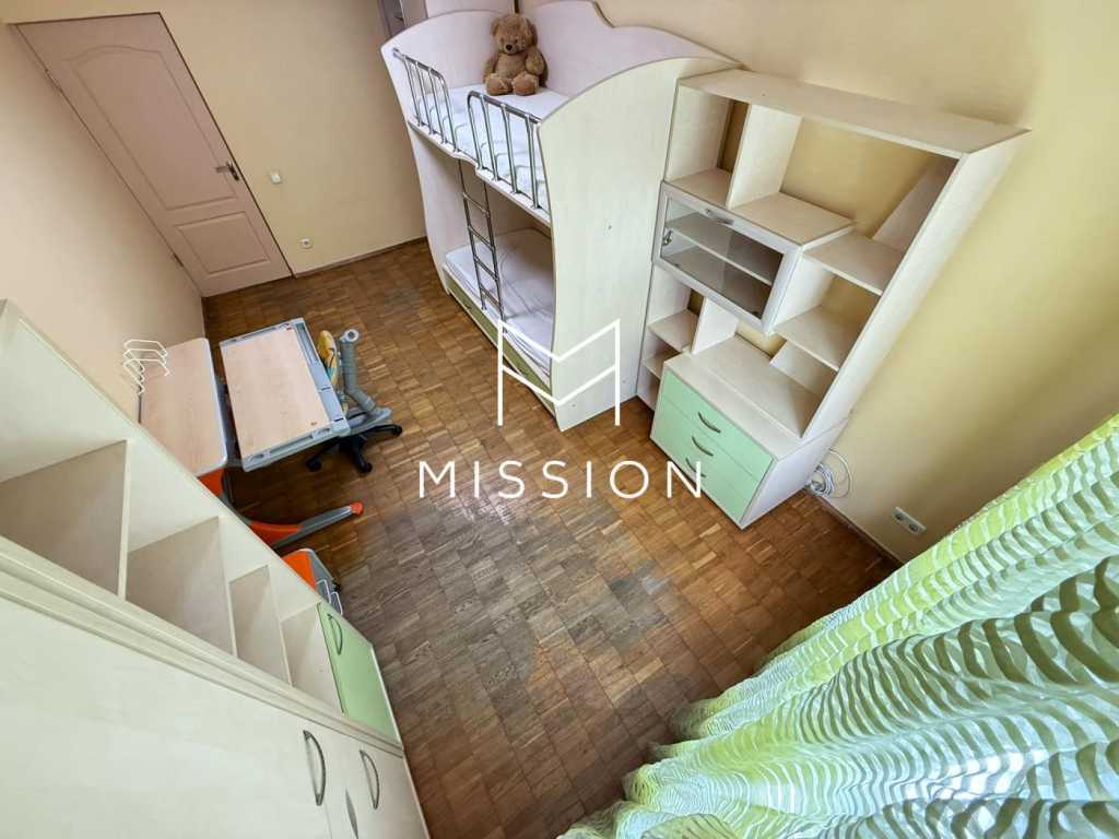 Продажа 3-комнатной квартиры 71 м², Князя Романа Мстиславича, 8