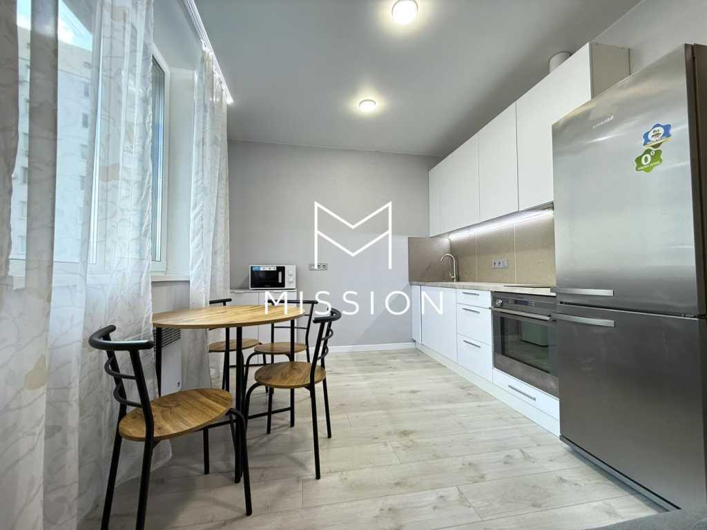 Продаж 1-кімнатної квартири 31.6 м², Покровська вул., 30-Б