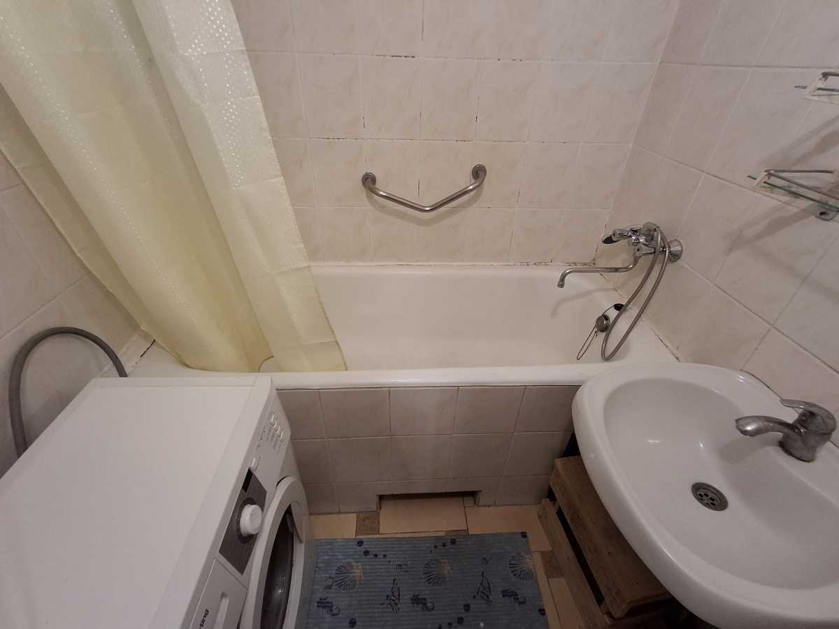 Аренда 2-комнатной квартиры 50 м², Ревуцкого ул., 8