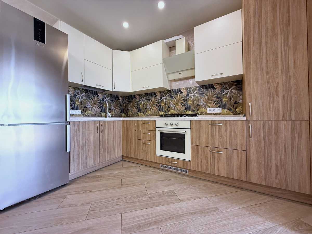 Продажа 1-комнатной квартиры 51 м², Машиностроителей ул., 14а