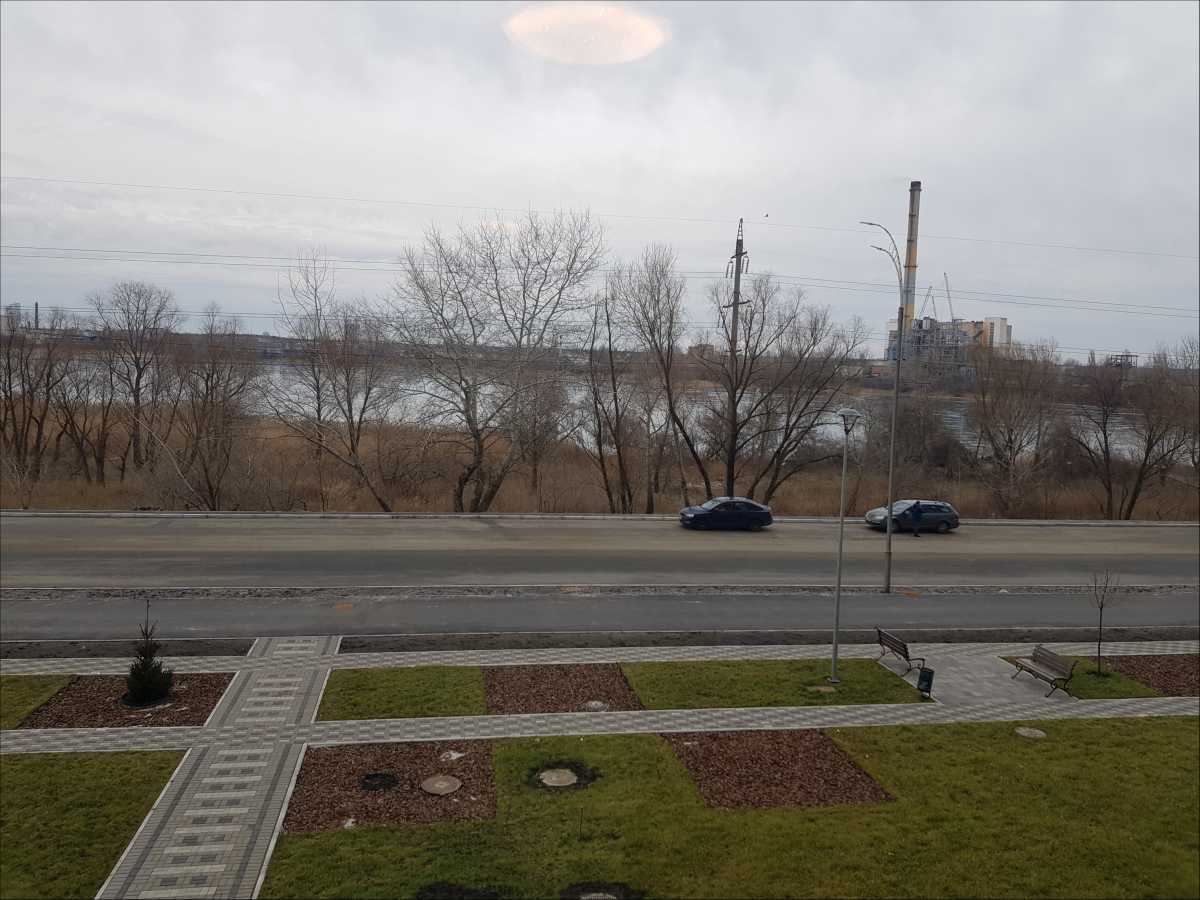 Оренда 1-кімнатної квартири 50 м², Ревуцького вул., 54