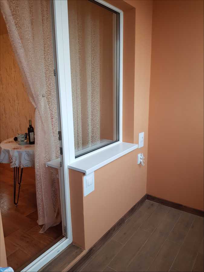 Оренда 1-кімнатної квартири 50 м², Ревуцького вул., 54