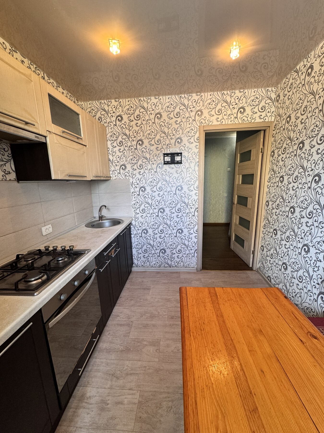 Продаж 3-кімнатної квартири 72 м², Калинова вул., 53