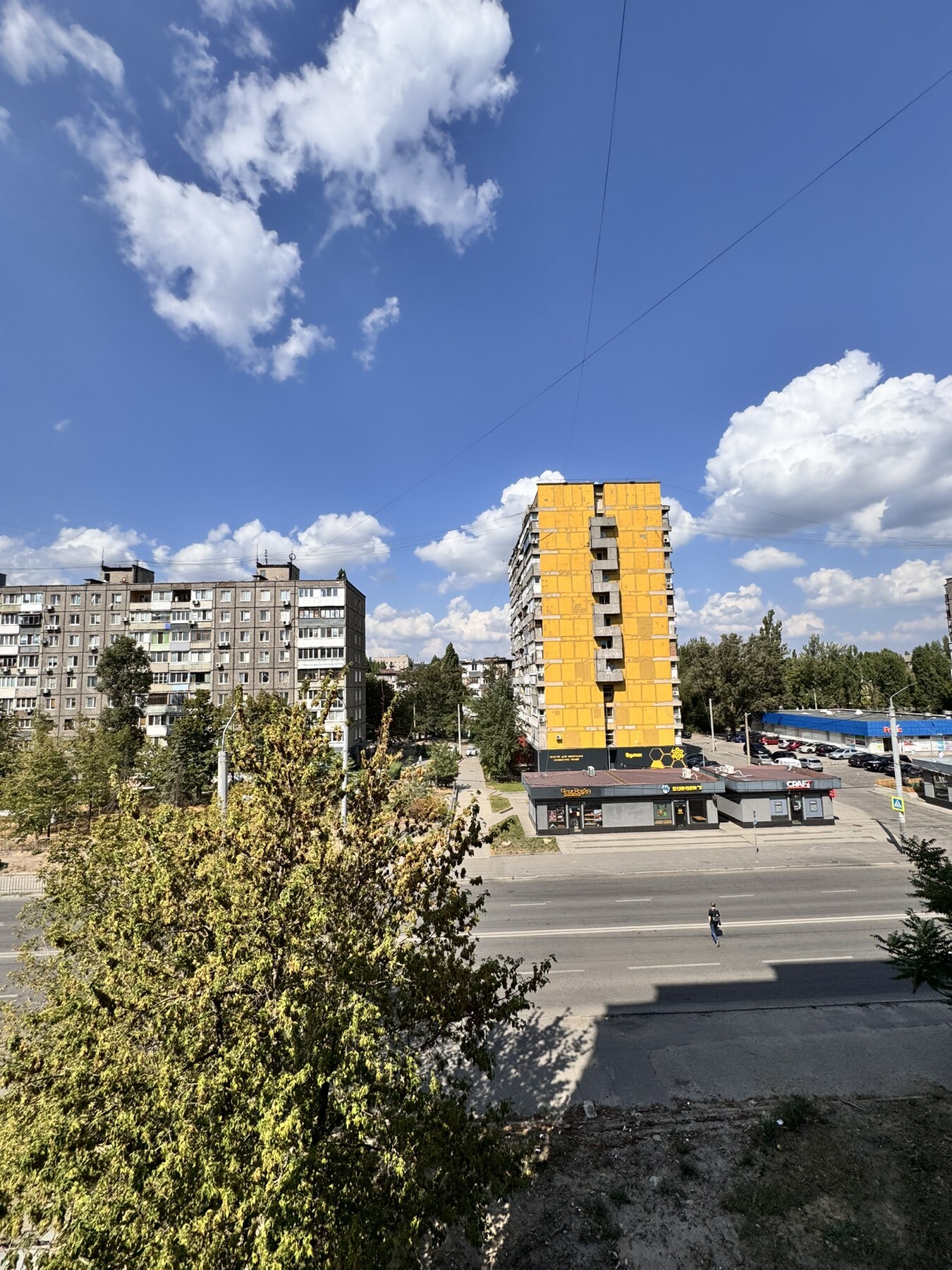 Продаж 3-кімнатної квартири 72 м², Калинова вул., 53