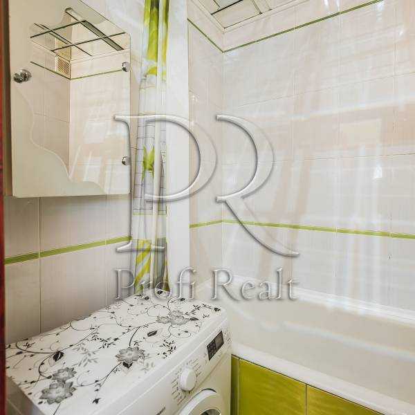 Продаж 2-кімнатної квартири 56 м², Академіка Доброхотова вул., 17