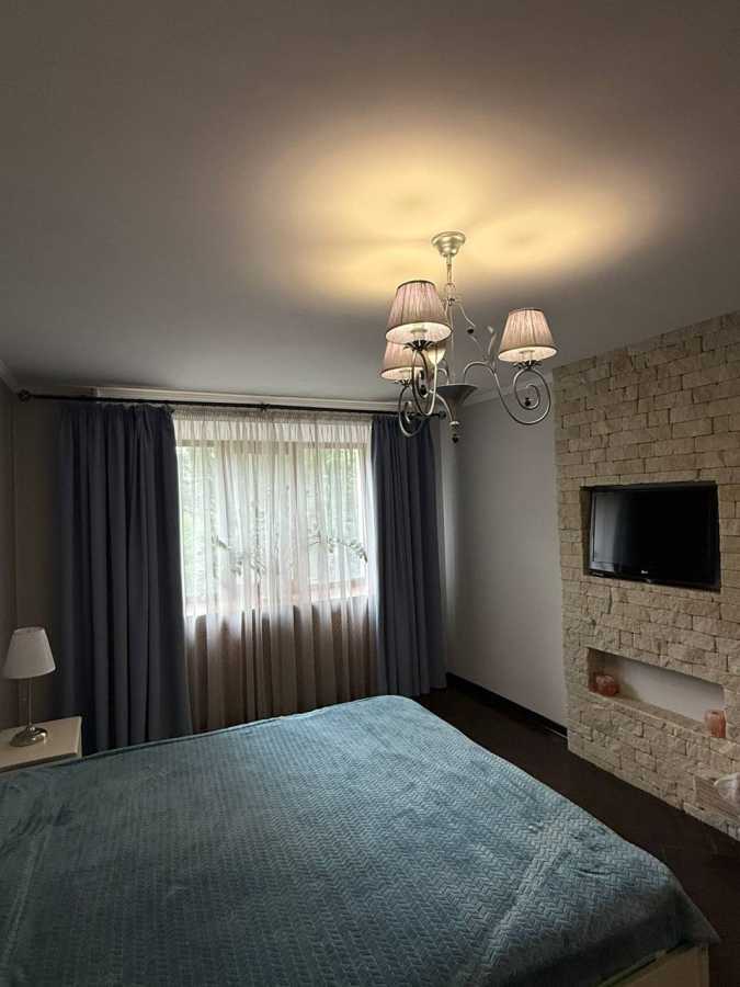 Продажа 2-комнатной квартиры 70.6 м², Гладковская ул., 1/7