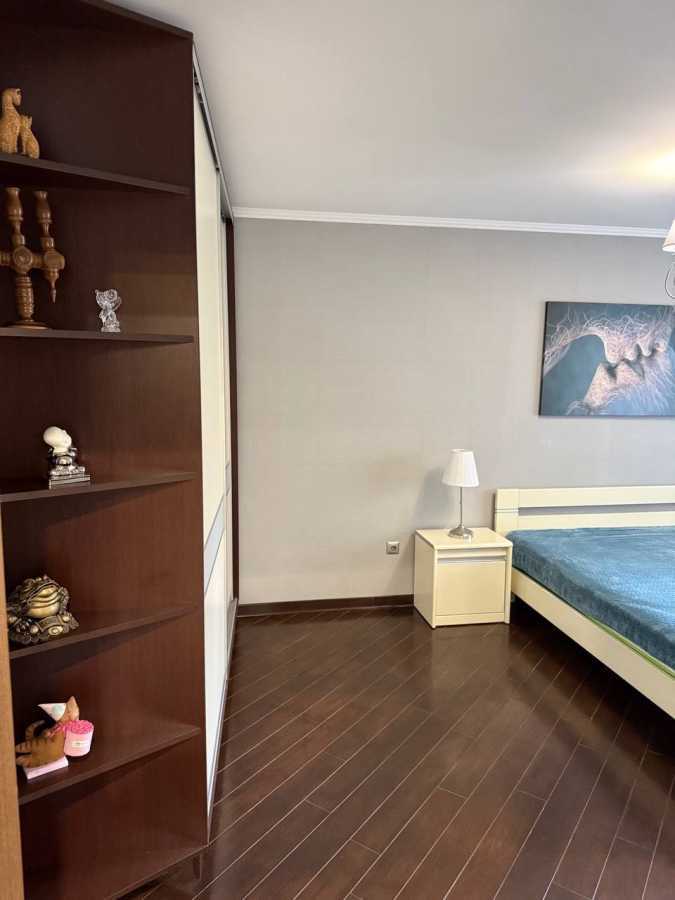 Продажа 2-комнатной квартиры 70.6 м², Гладковская ул., 1/7