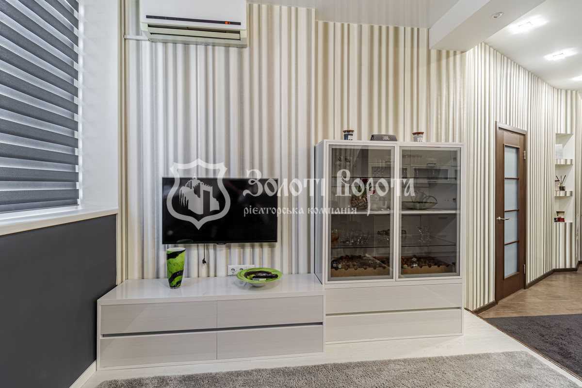 Продаж 1-кімнатної квартири 52.3 м², Миколи Лаврухіна вул., 12