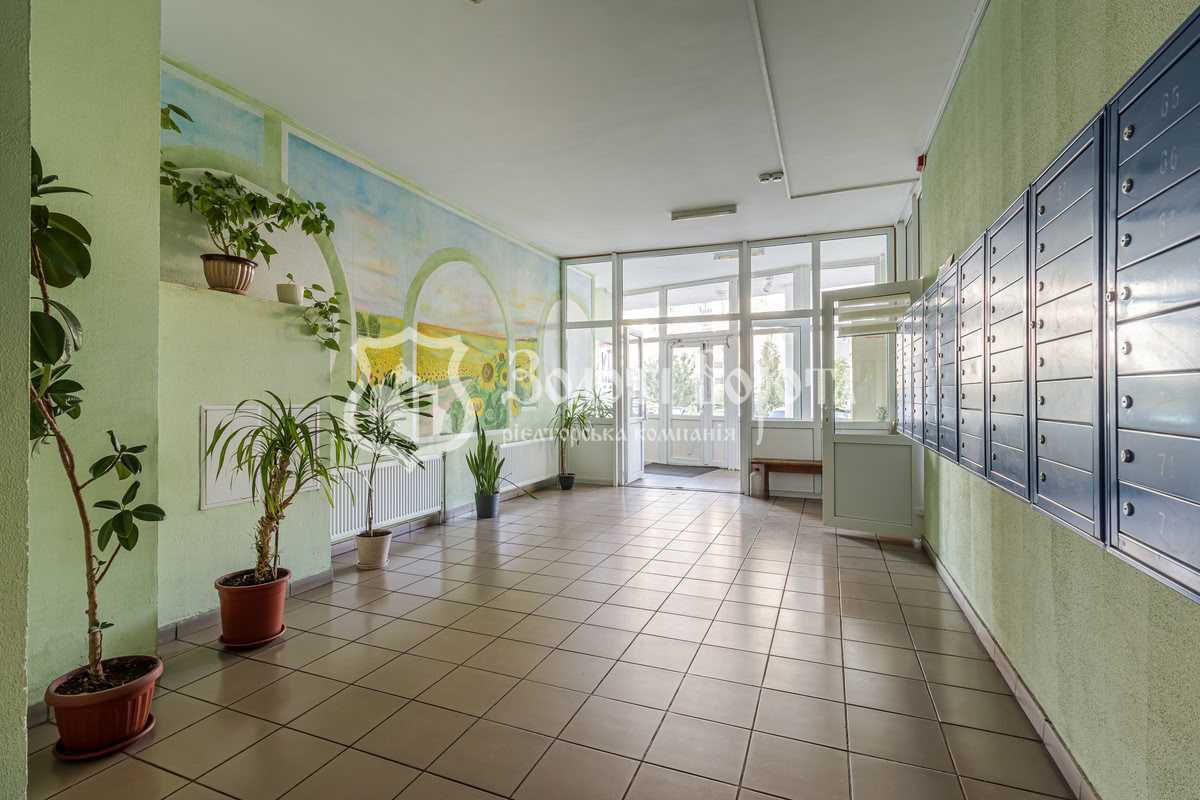 Продаж 1-кімнатної квартири 52.3 м², Миколи Лаврухіна вул., 12