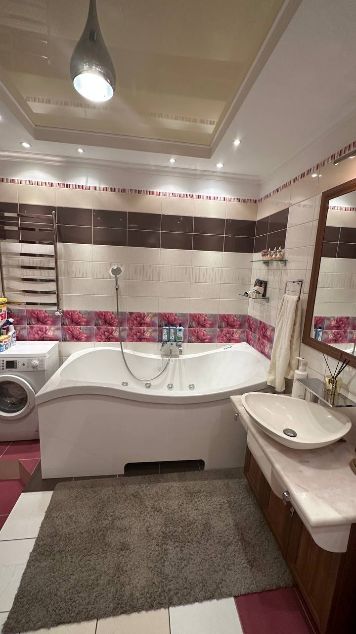 Аренда 4-комнатной квартиры 140 м², Большая Васильковская ул., 71