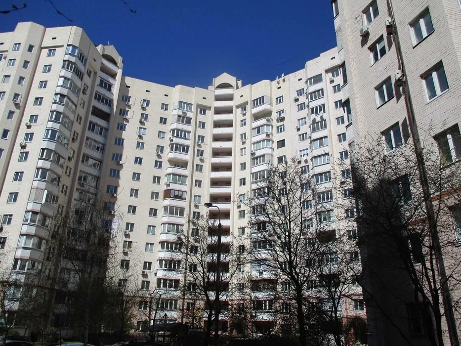 Продажа 3-комнатной квартиры 127 м², Вишняковская ул., 13