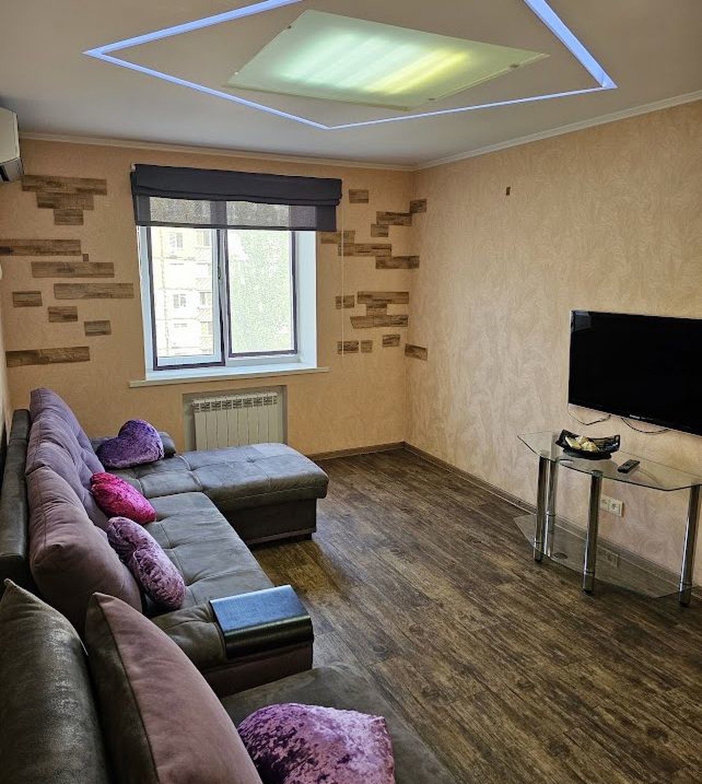 Продаж 3-кімнатної квартири 72 м², Березинська вул., 36