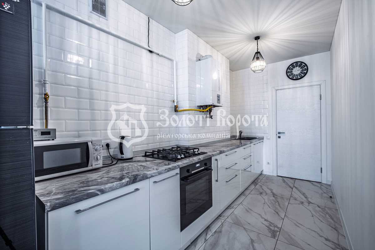 Продажа 1-комнатной квартиры 45.5 м², Глубочицкая ул., 13