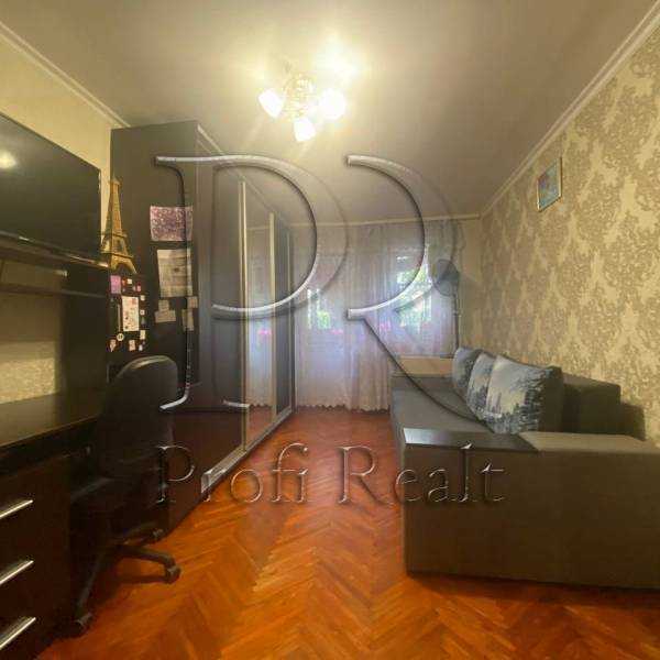 Продажа 1-комнатной квартиры 32 м², Елены Телиги ул., 13/14