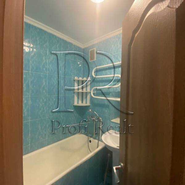 Продажа 1-комнатной квартиры 32 м², Елены Телиги ул., 13/14