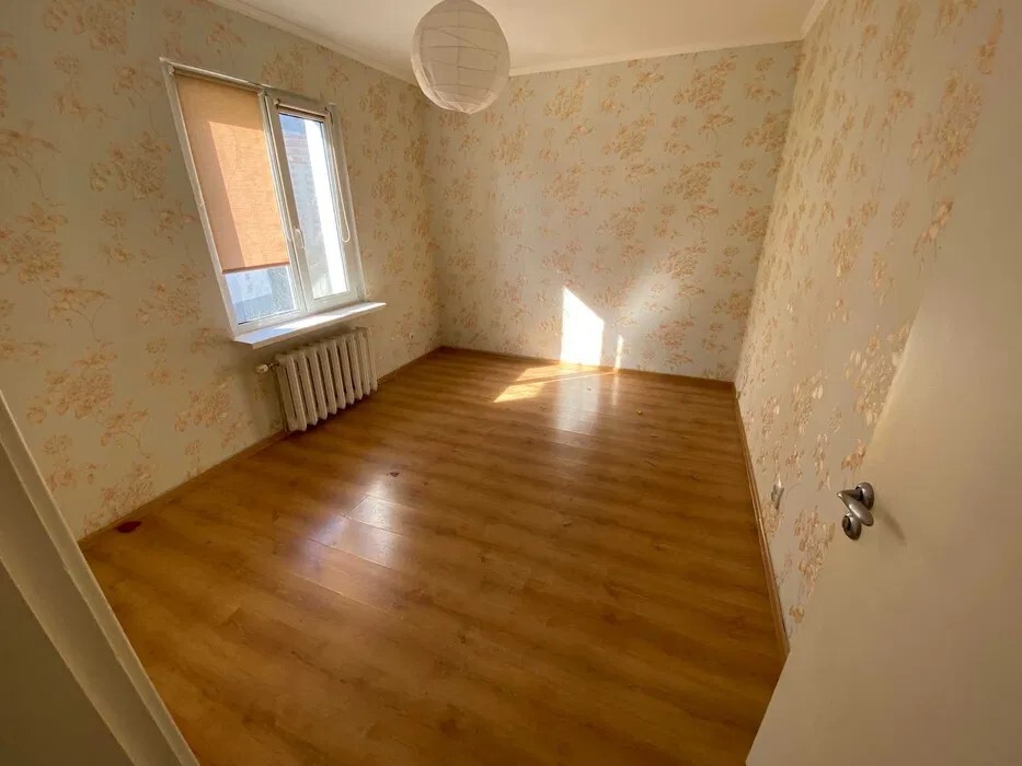 Продажа 2-комнатной квартиры 73.3 м², Драгоманова ул., 1Б