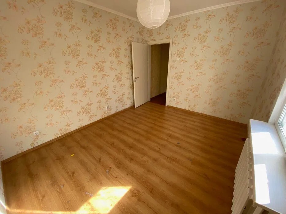 Продажа 2-комнатной квартиры 73.3 м², Драгоманова ул., 1Б