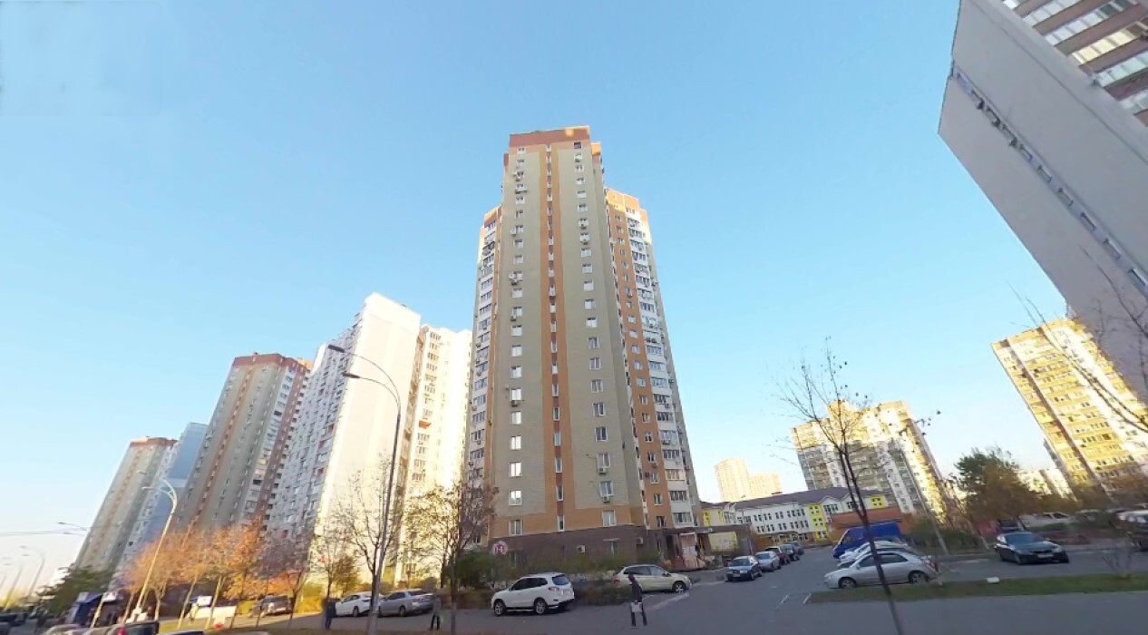 Продажа 2-комнатной квартиры 73.3 м², Драгоманова ул., 1Б