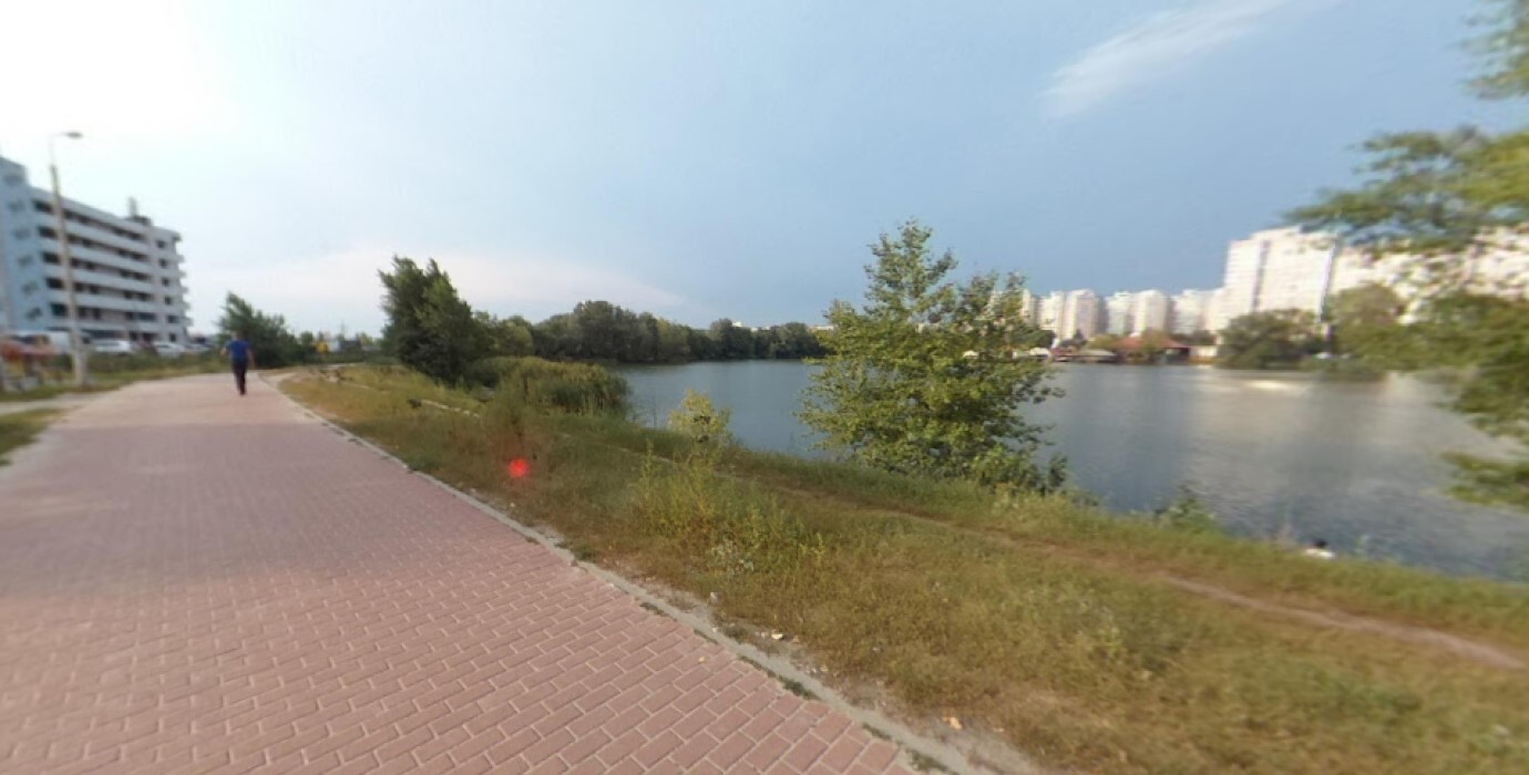Продажа 2-комнатной квартиры 73.3 м², Драгоманова ул., 1Б