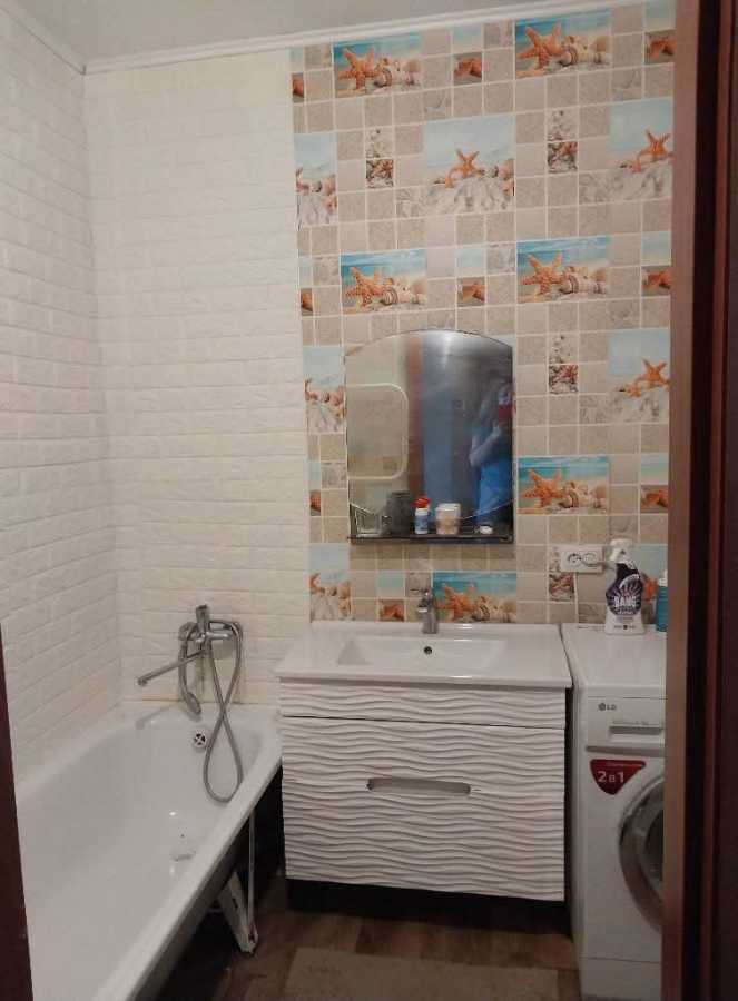 Оренда 3-кімнатної квартири 98 м², Здолбунівська вул., 13