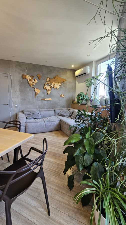 Продаж 2-кімнатної квартири 80 м², Михайла Донця вул., Ломоносова, 46/1